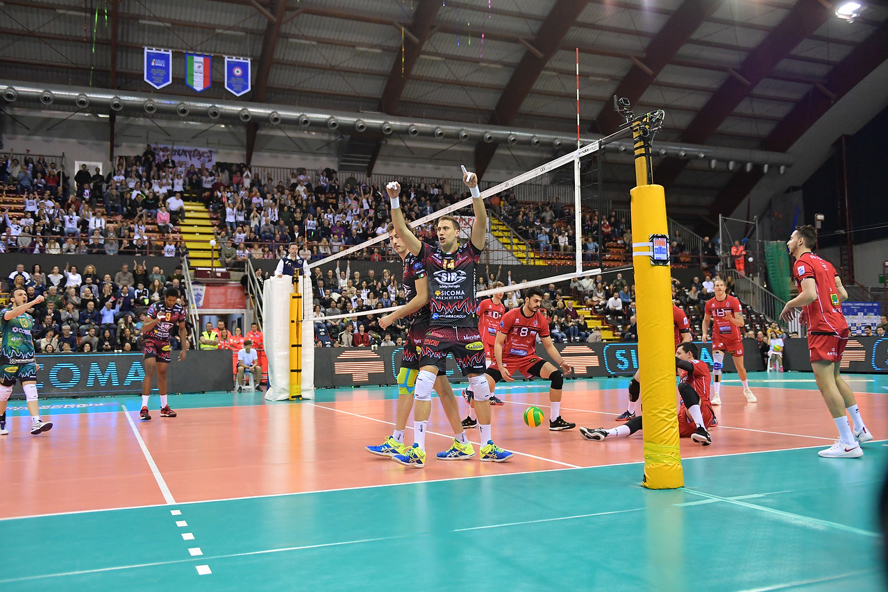 Sir, davanti a Nesta vittoria Champions