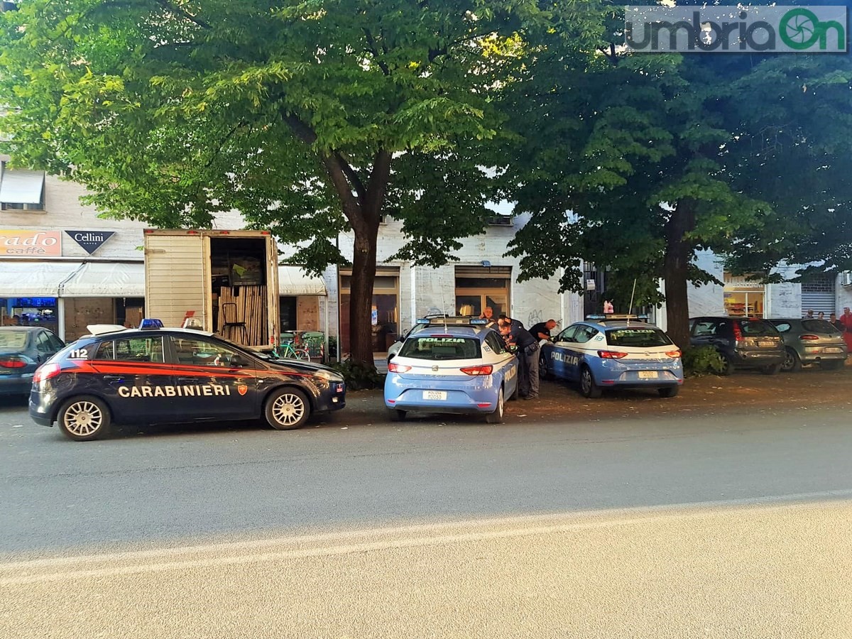 Terni, lite viale Brin: identificati in dodici