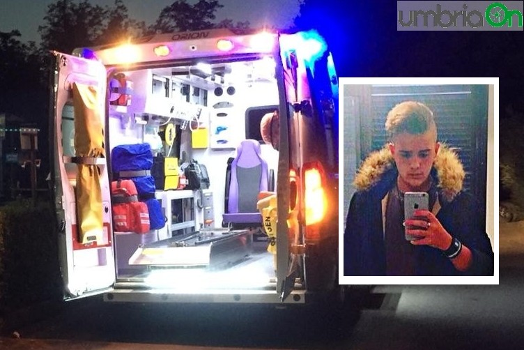 Scontro con un’auto, morto il 19enne