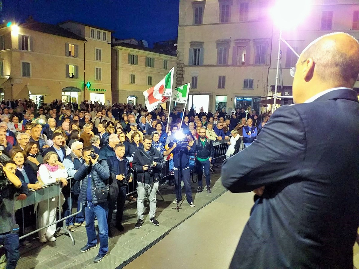 Zingaretti: «Salvini rispetti gli umbri»