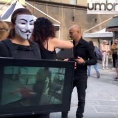 Video – Anonymus, protesta animalista