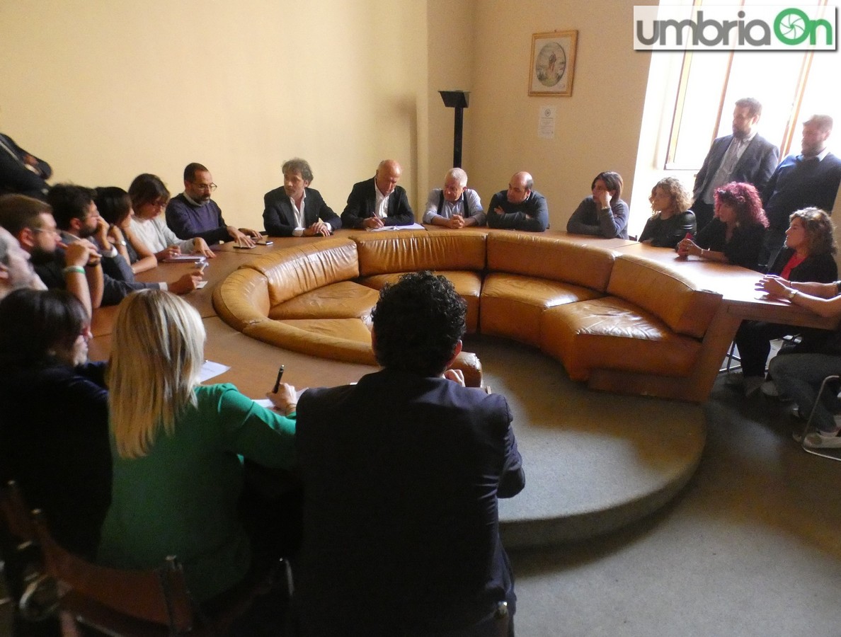 Sec Terni, confronto maestre-sindaco