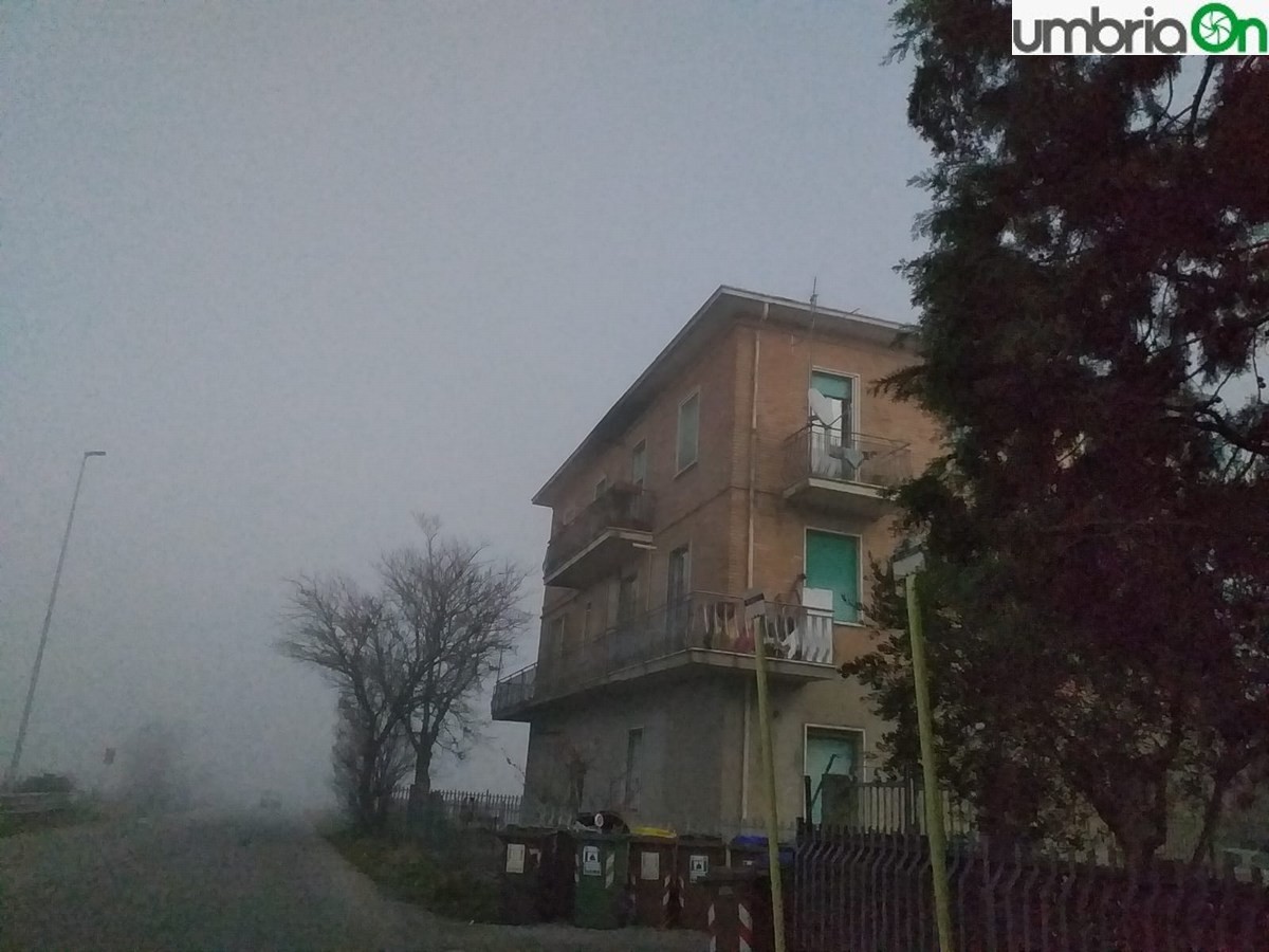 Spara alla sorella e al fidanzato: arrestato