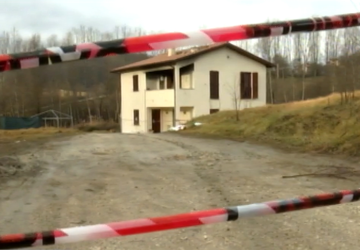 Ustionò la compagna, ora torna libero