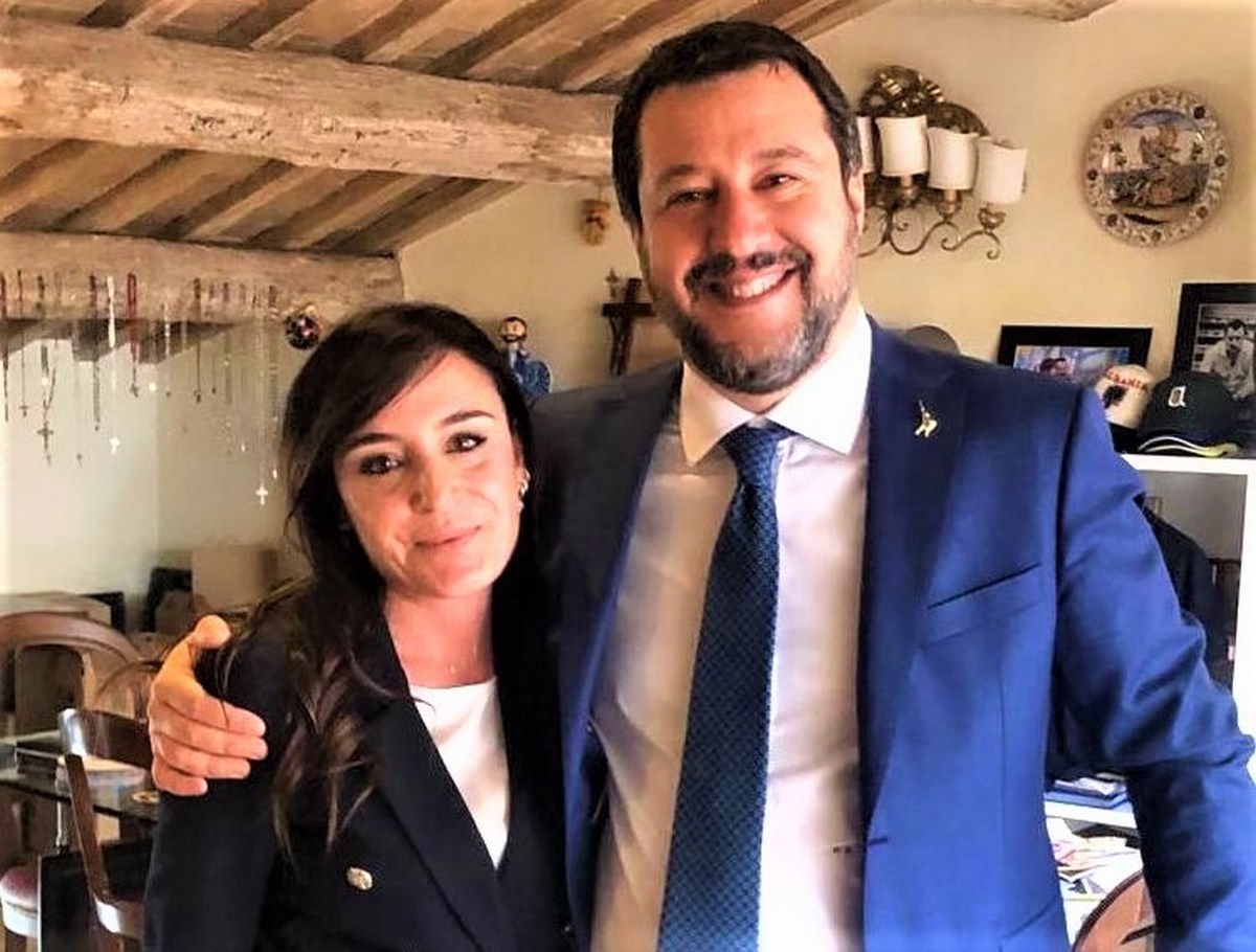 Salvini dribbla il virus e torna in Umbria
