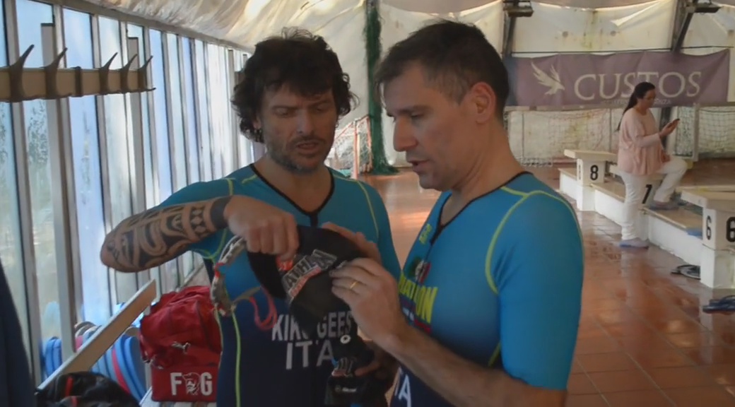 Luca è cieco, ma si allena per il triathlon
