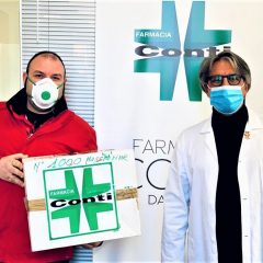 Terni, Farmacia Conti dona mille mascherine