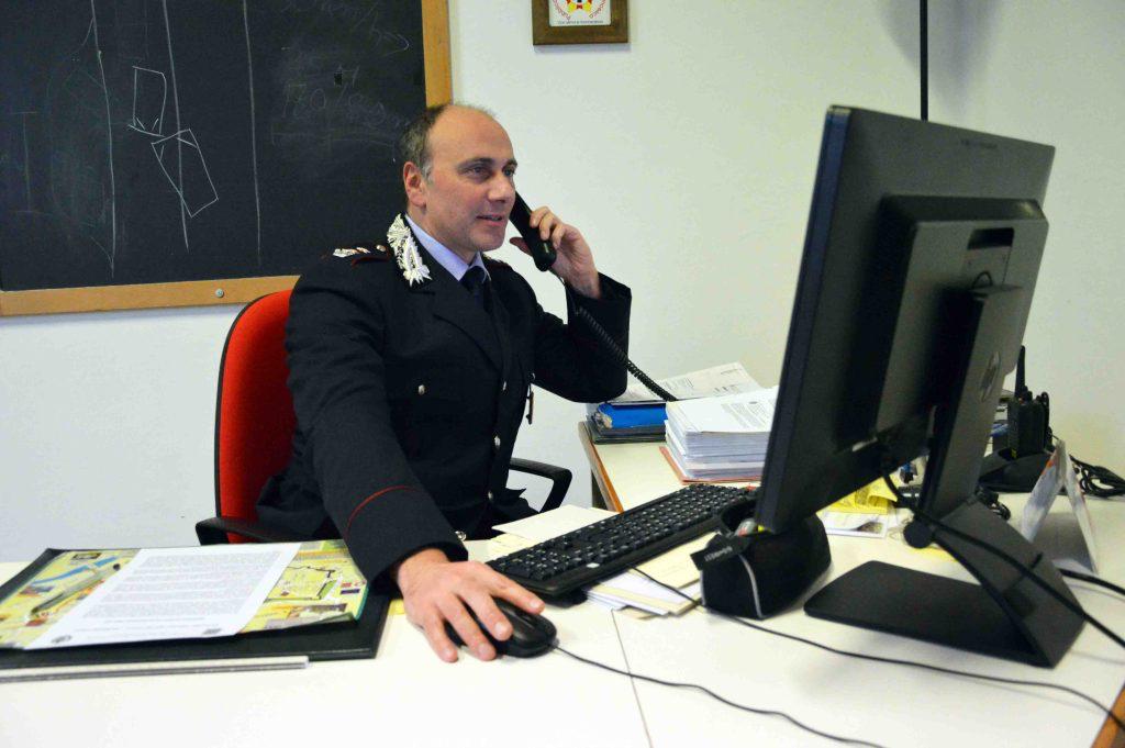 Città di Castello, tampona e scappa: senza patente, denunciato