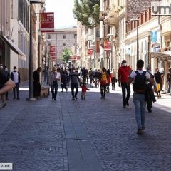 Covid: continua il calo dei positivi. Ricoveri in lieve ascesa, 1 decesso