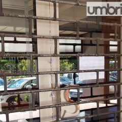 Coronavirus, in Umbria mini-lockdown: negozi chiusi la domenica
