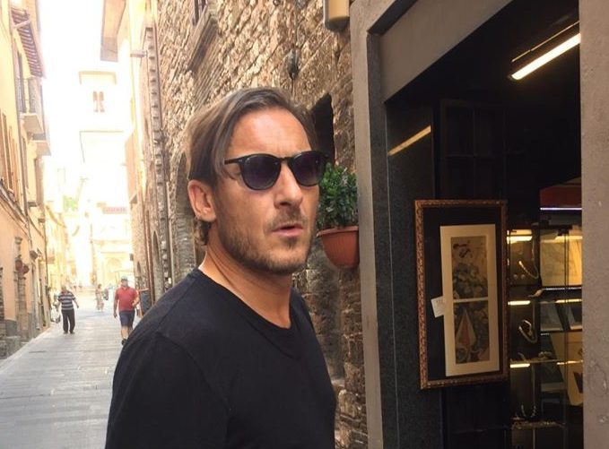 «Totti e Ilary in vacanza a Spello»