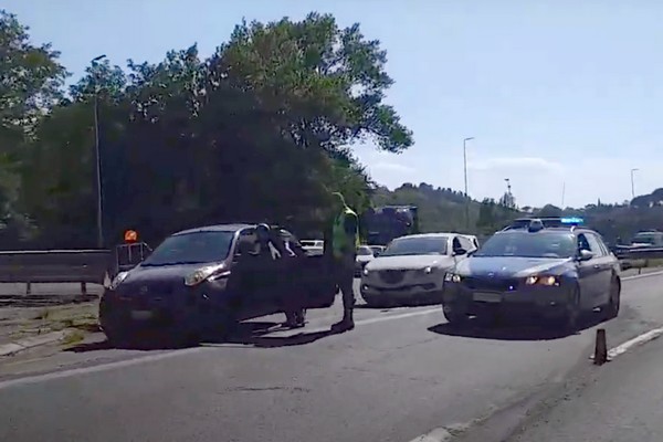 Perugia, incidente sul raccordo: traffico ancora bloccato