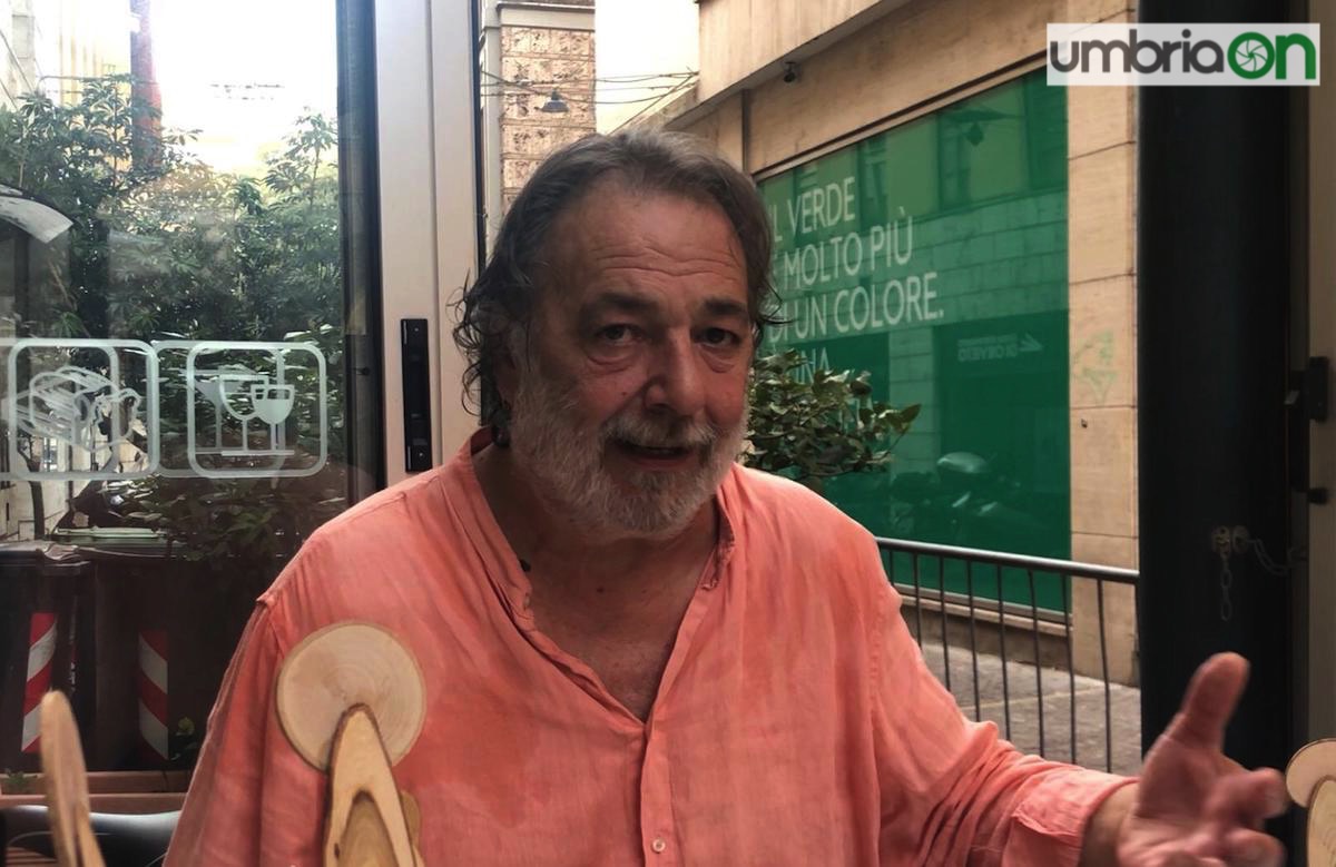 Terni, Onofri presenta alla città ‘La casa di vetro’