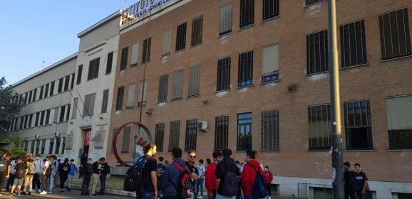 Terni: il museo di informatica dell’Itt ‘Allievi-Sangallo’ apre le sue porte alla città