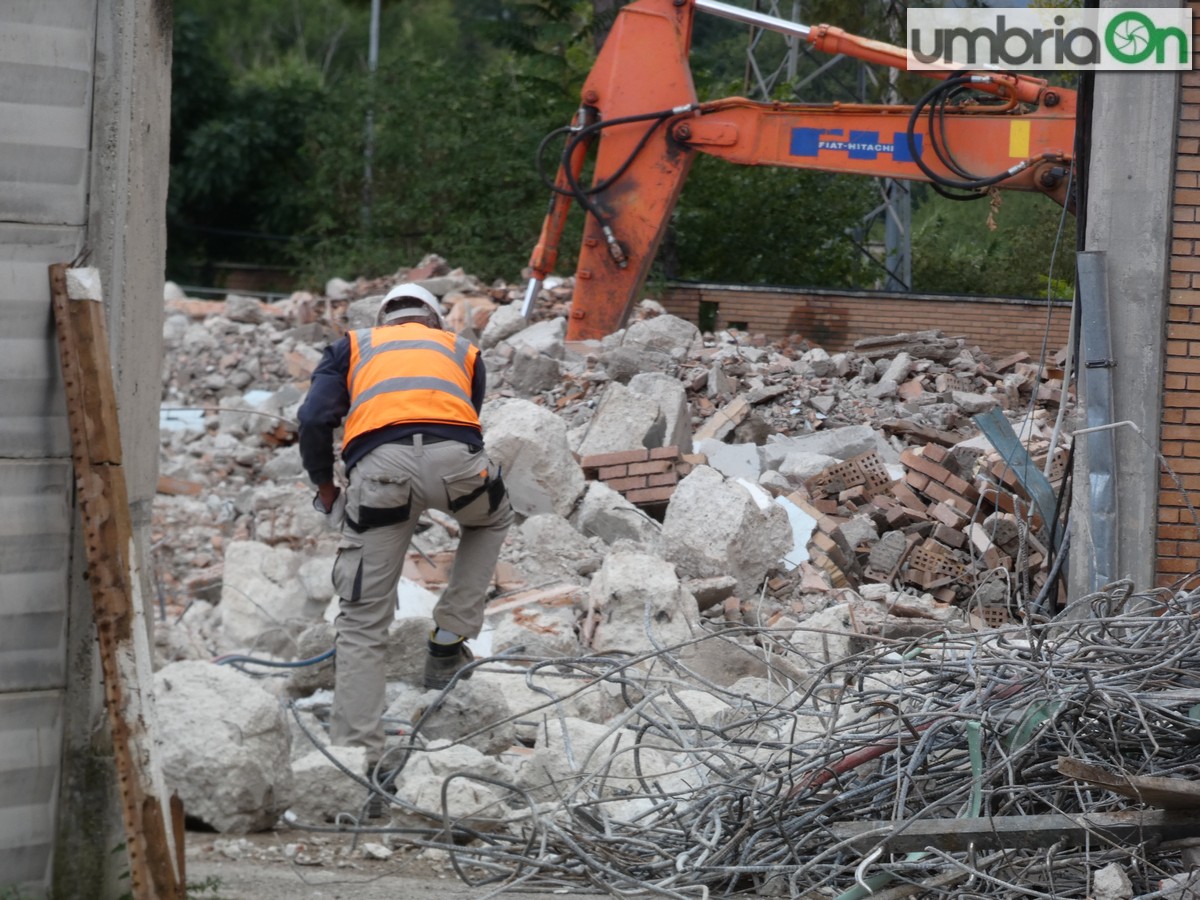 Terni, addio mattatoio: si accelera per la demolizione – Video