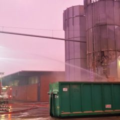 Torgiano, brucia silo pieno di segatura