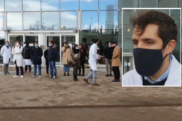«Servono medici ma non ci fanno lavorare»