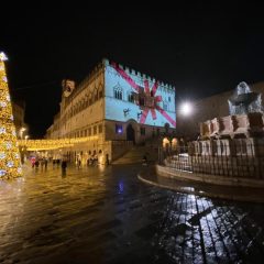 Perugia, inaugurato il ‘video mapping’ di Natale in centro