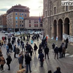 Terni, No Inc torna in piazza: «Troppe questioni aperte»
