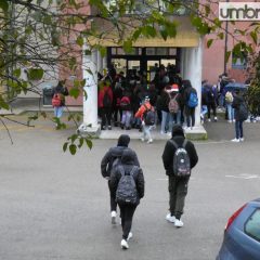 Covid scuole Umbria: 44 studenti positivi, 1.009 in isolamento. Personale a zero casi