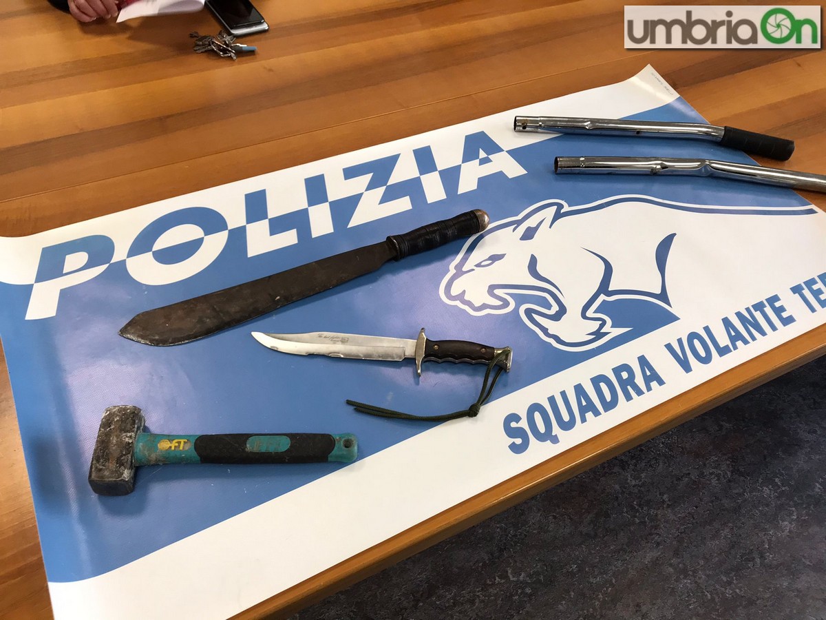 Terni: lo lascia perché è un cocainomane. Lui distrugge tutto e la aggredisce. Arrestato