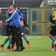 Estasi Ternana al 95′: Bari ko 2-1. «Match che sarà raccontato»