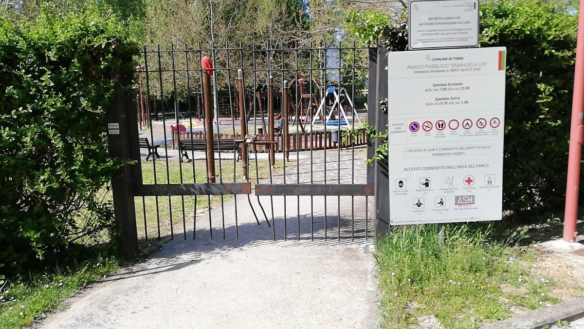 «Parco viale Trento chiuso, perchè? La norma è chiara»