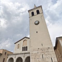 Spoleto, il campanile della chiesa di San Gregorio perde pezzi