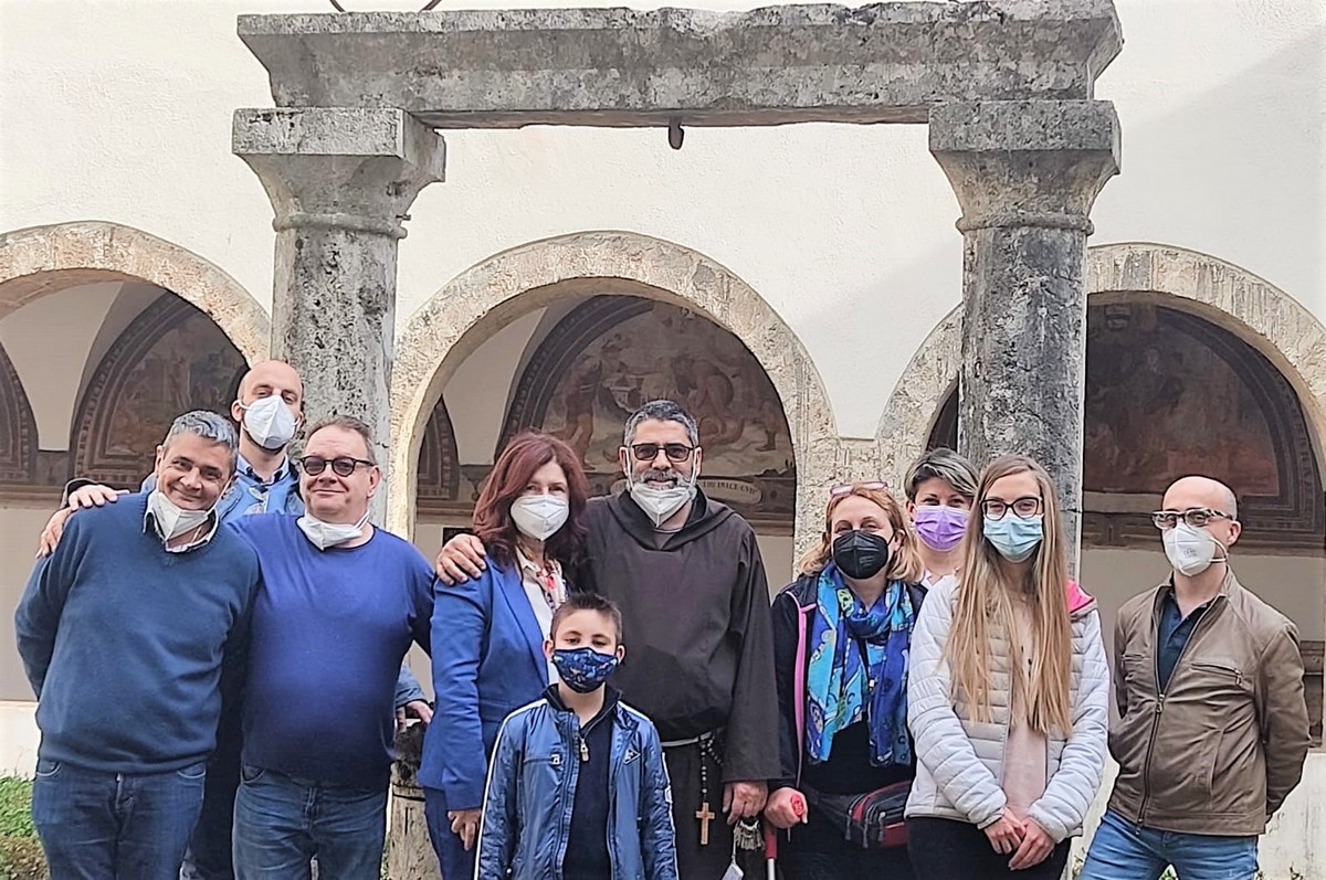 Infermieri Terni, una messa per i colleghi portati via dal Covid