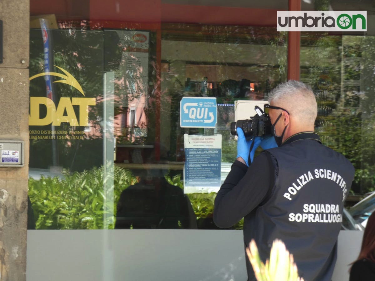 Terni, altra rapina a mano armata: stavolta tocca ad un bar