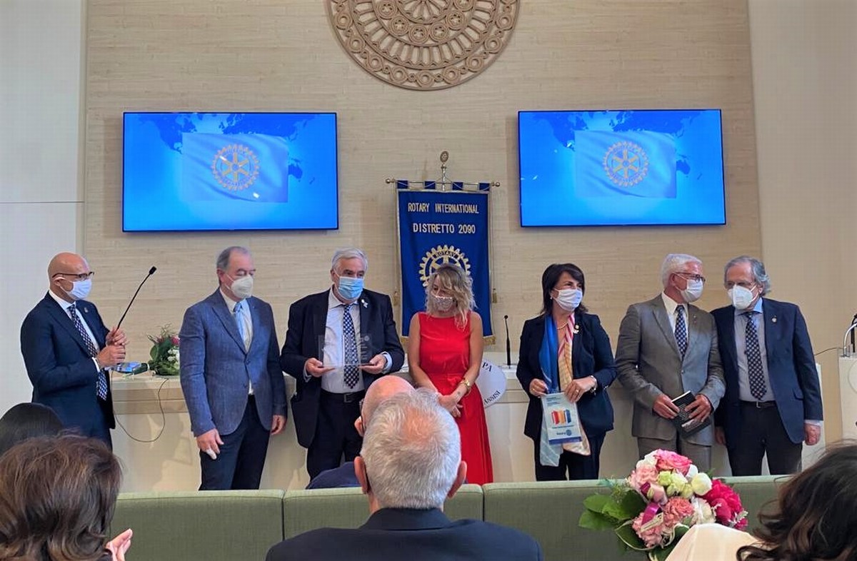 Il premio ‘Rotary Umbria’ ai primari delle intensive Covid