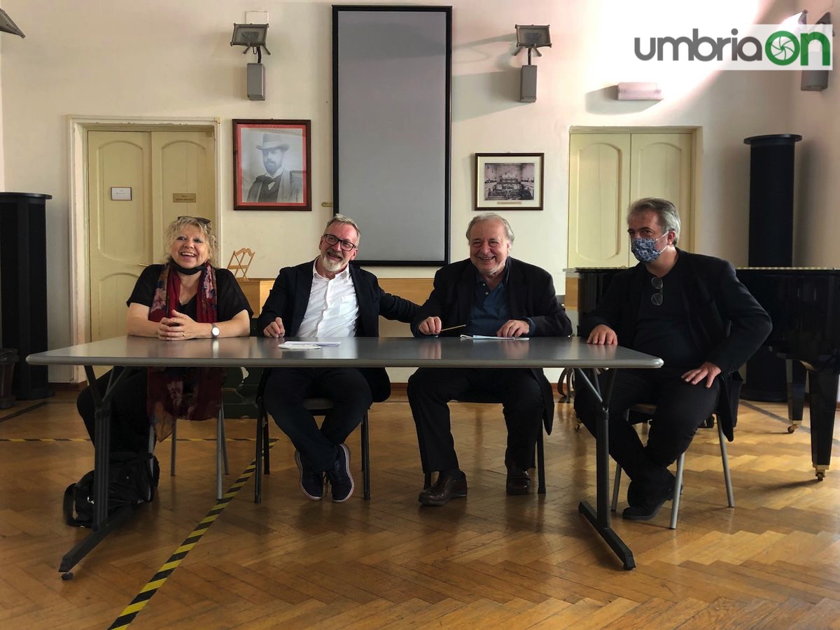 Terni, al Briccialdi una masterclass con il maestro Renzetti