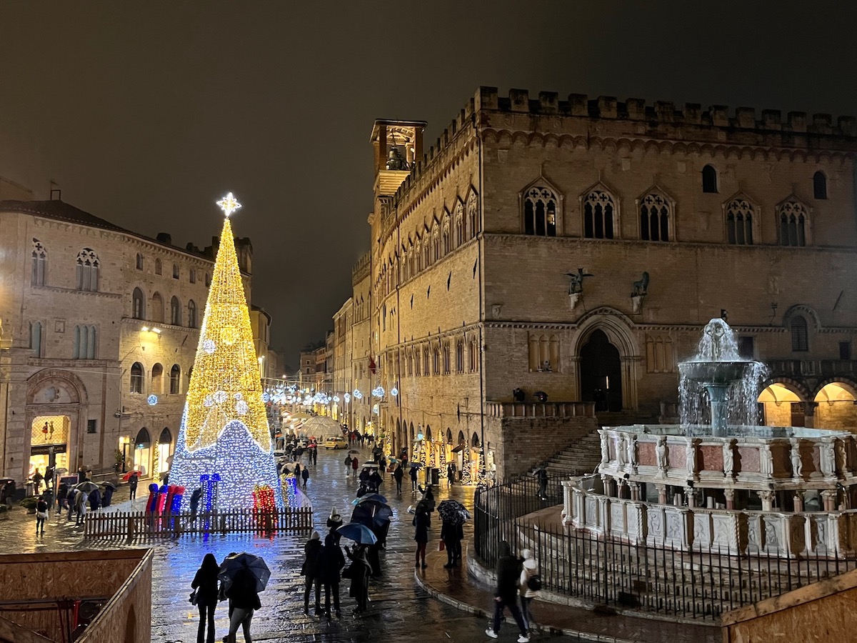 Perugia, al via il Natale tra luci e magia umbriaON
