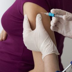 Vaccino Covid e antinfluenzale nelle farmacie umbre: nuovo accordo