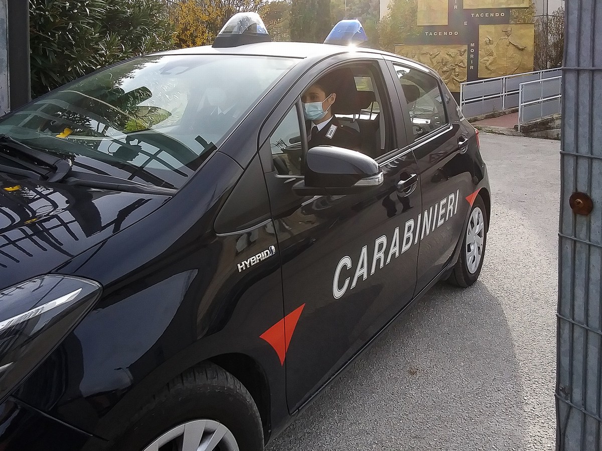 Spoleto: truffata con il ‘phishing’, perde 4.500 euro. Quattro denunce