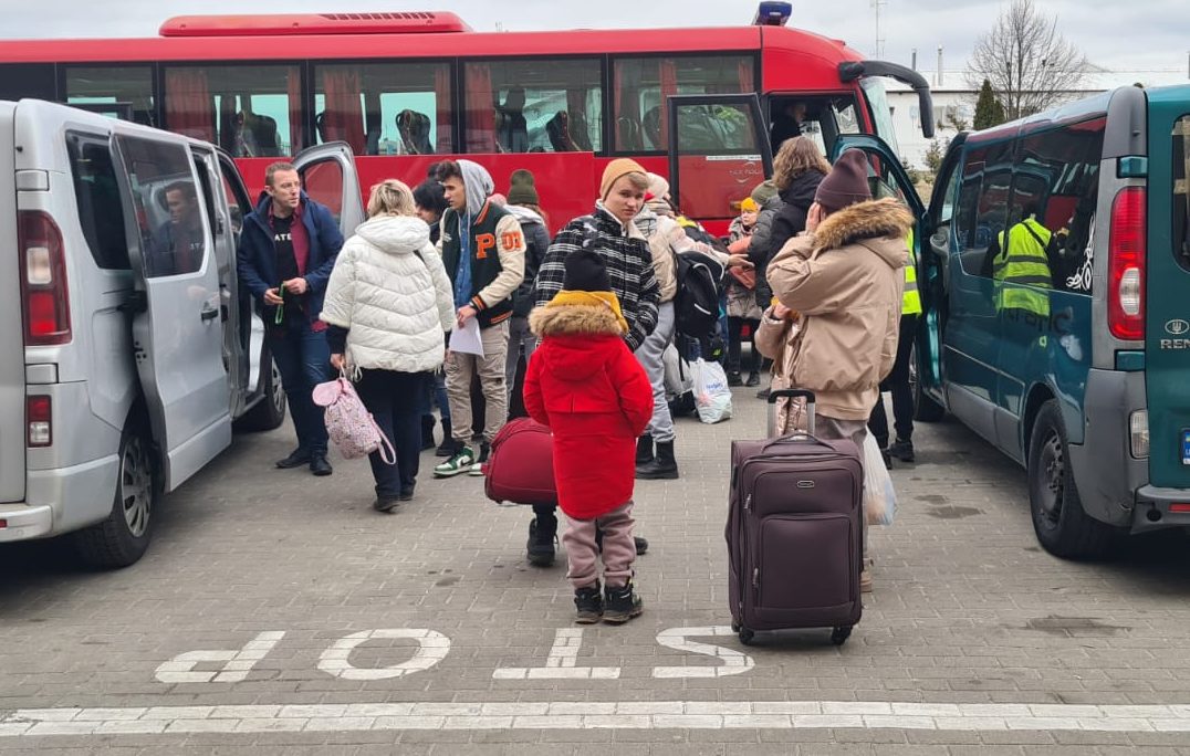 Arrivano i primi profughi nell’albergo dell’imprenditore umbro in Polonia
