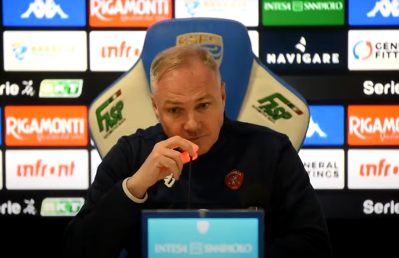 Alvini imbufalito: «C’era rigore clamoroso, il Var si è rifiutato di intervenire»