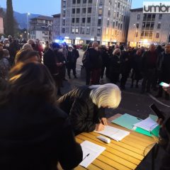Terni, ‘no al salasso Taric’: la protesta in piazza – Foto e video