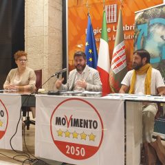 Piano rifiuti M5S: «Stop inceneritori e discariche esaurite nel 2067»