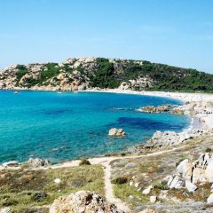 Si ribalta col gommone 77enne di Umbertide muore in Sardegna