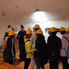 Gli studenti dei licei Angeloni alla grotta Eolia di Cesi: «Stupore e meraviglia»