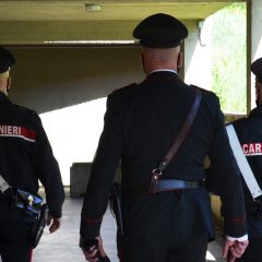 Terni: si allaccia all’ascensore condominiale per non pagare la corrente. Denunciato 44enne