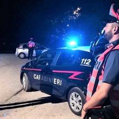 Terni, ruba batteria in viale Turati. Poi arriva il padre: denunciati tutti e due