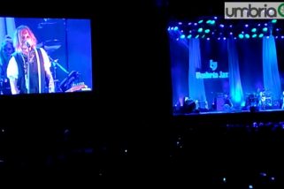 Umbria Jazz, c’è Johnny Depp a Perugia con Jeff Beck – VIDEO