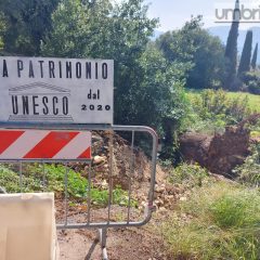Terni e la ‘buca patrimonio Unesco’ in strada di Piedimonte: soluzione in vista