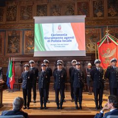 Perugia: giuramento per i 13 nuovi agenti della polizia Locale
