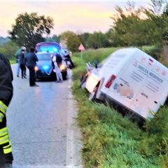 Stroncone: furgone fuori strada a Vascigliano. Due feriti
