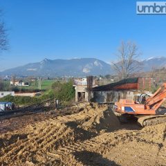 Terni, cavalcavia Gabelletta-Maratta: 2° atto demolizione tre mesi dopo – Foto