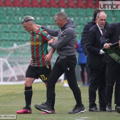 La Ternana in dieci cambia volto e perde contro il Cittadella. Sputi Bandecchi-tifosi