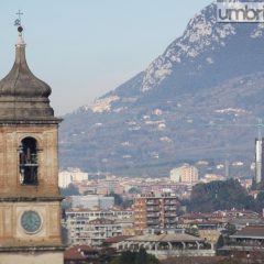 Covid Umbria, resta una sola persona in intensiva. Non accadeva da novembre